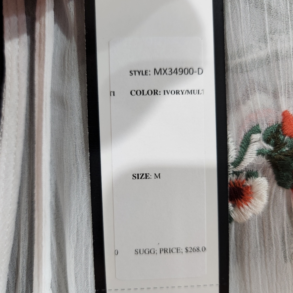 🆕️ MAX SPORT Embroidered Ruffle Dress - Picture 8 of 14